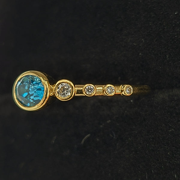14K Gold Fashion Ring with Blue Topaz Center