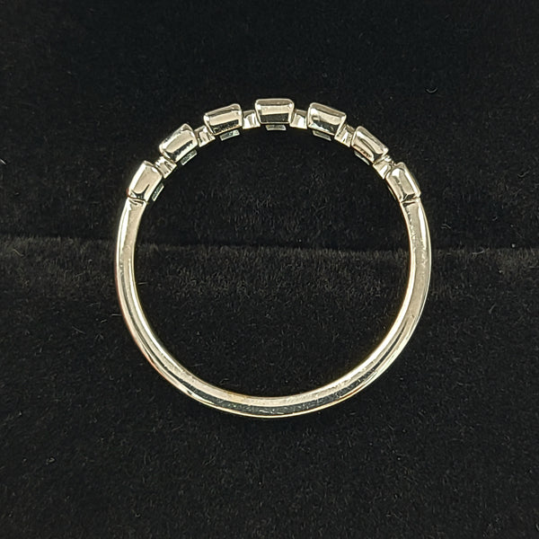 14K White Gold Fashion Ring with Square Cut Aquamarine